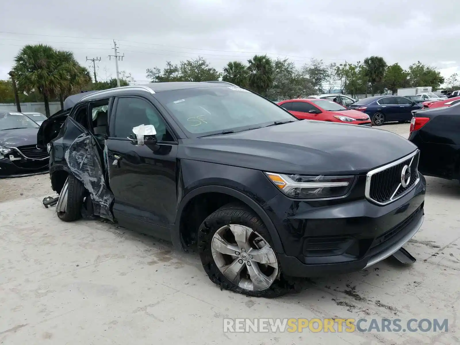 1 Photograph of a damaged car YV4AC2HK1L2209296 VOLVO XC40 2020