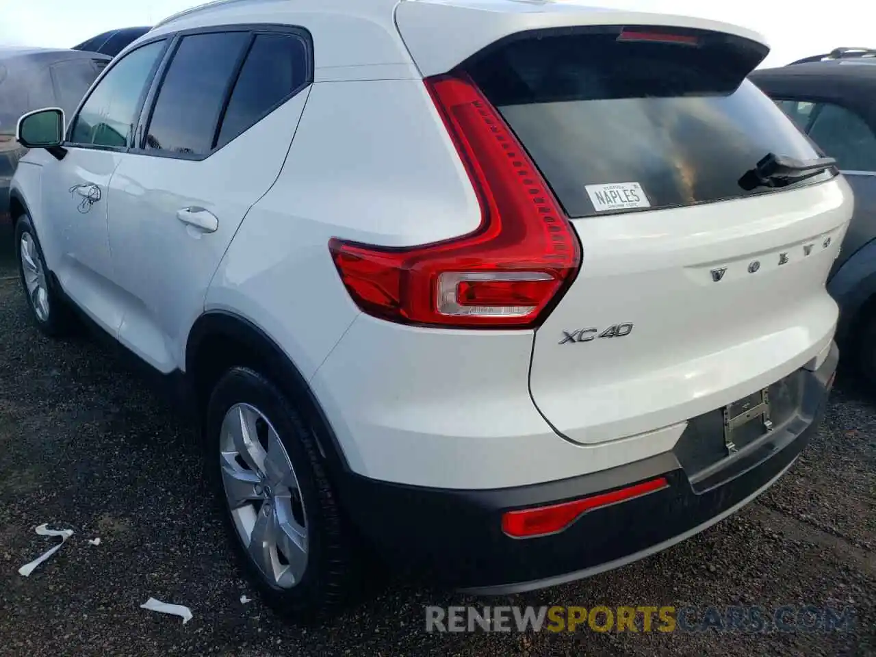 3 Photograph of a damaged car YV4AC2HK1L2224994 VOLVO XC40 2020