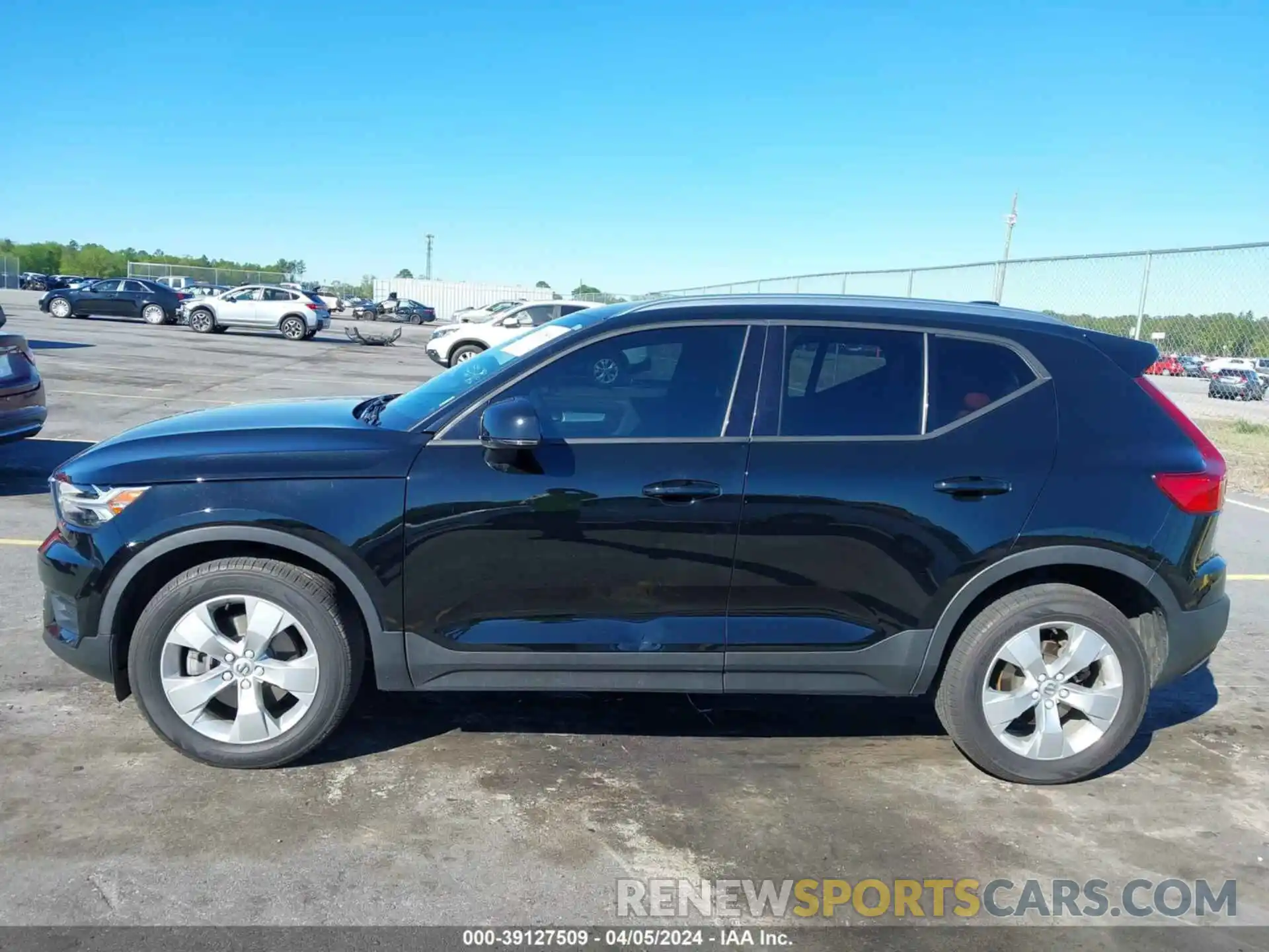 14 Photograph of a damaged car YV4AC2HK1L2279428 VOLVO XC40 2020