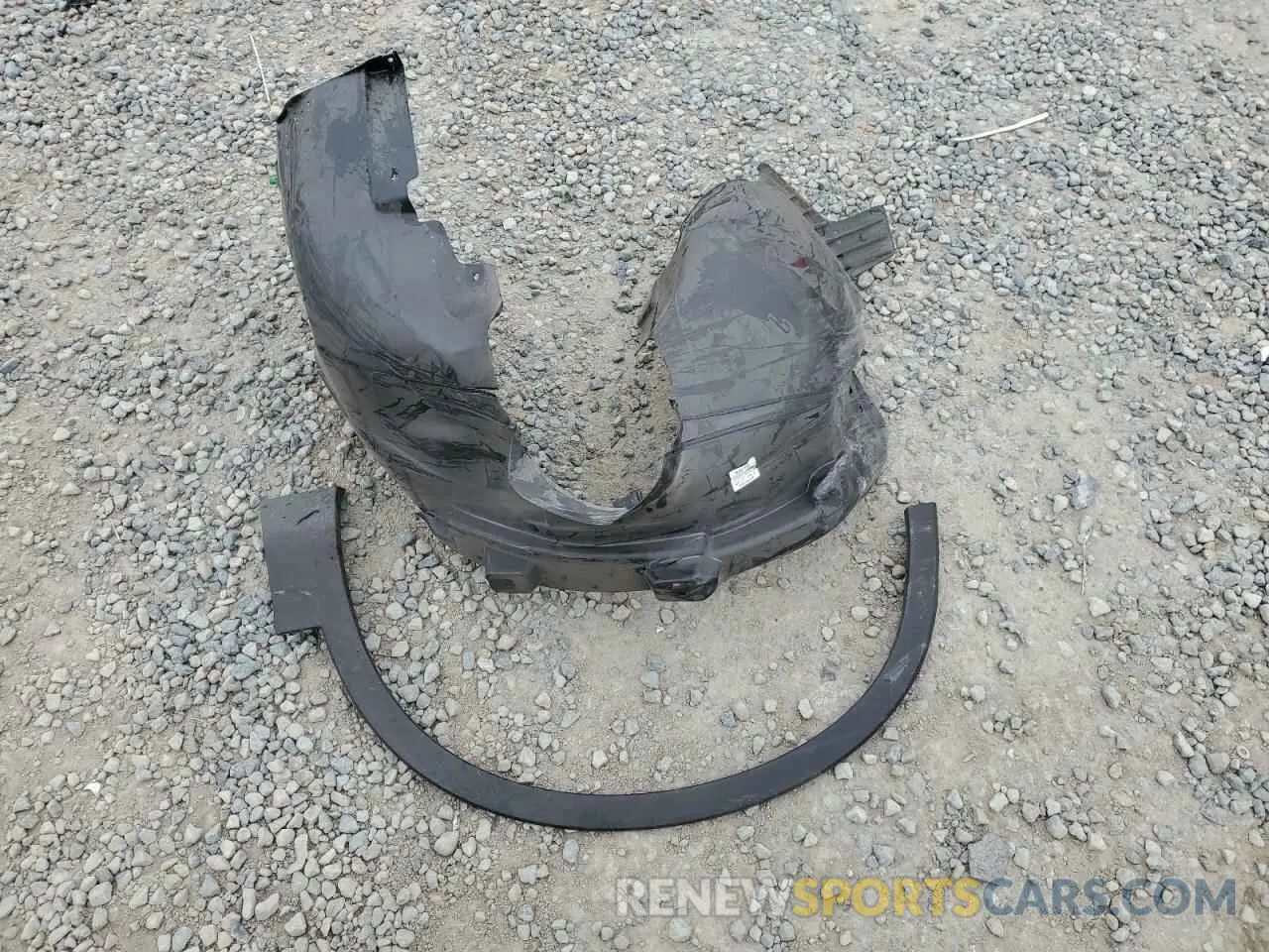 13 Photograph of a damaged car YV4AC2HK6L2247669 VOLVO XC40 2020