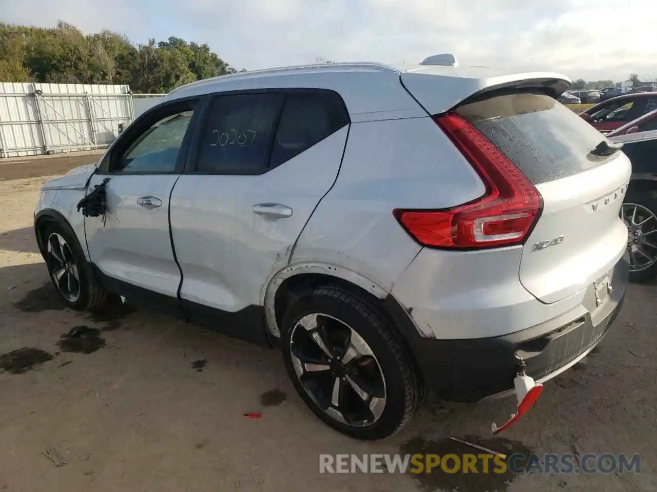 2 Photograph of a damaged car YV4AC2HK7L2301707 VOLVO XC40 2020