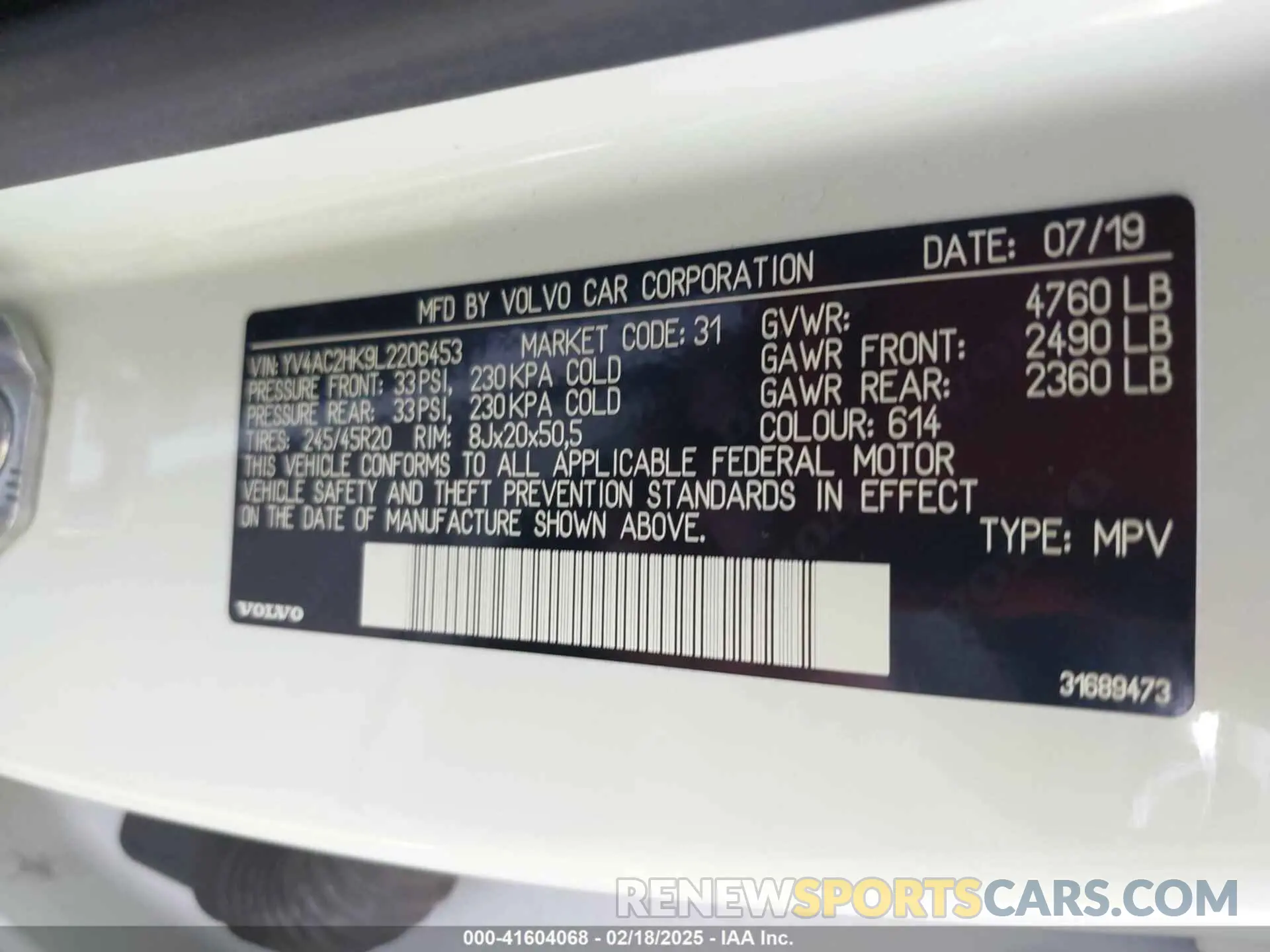 9 Photograph of a damaged car YV4AC2HK9L2206453 VOLVO XC40 2020