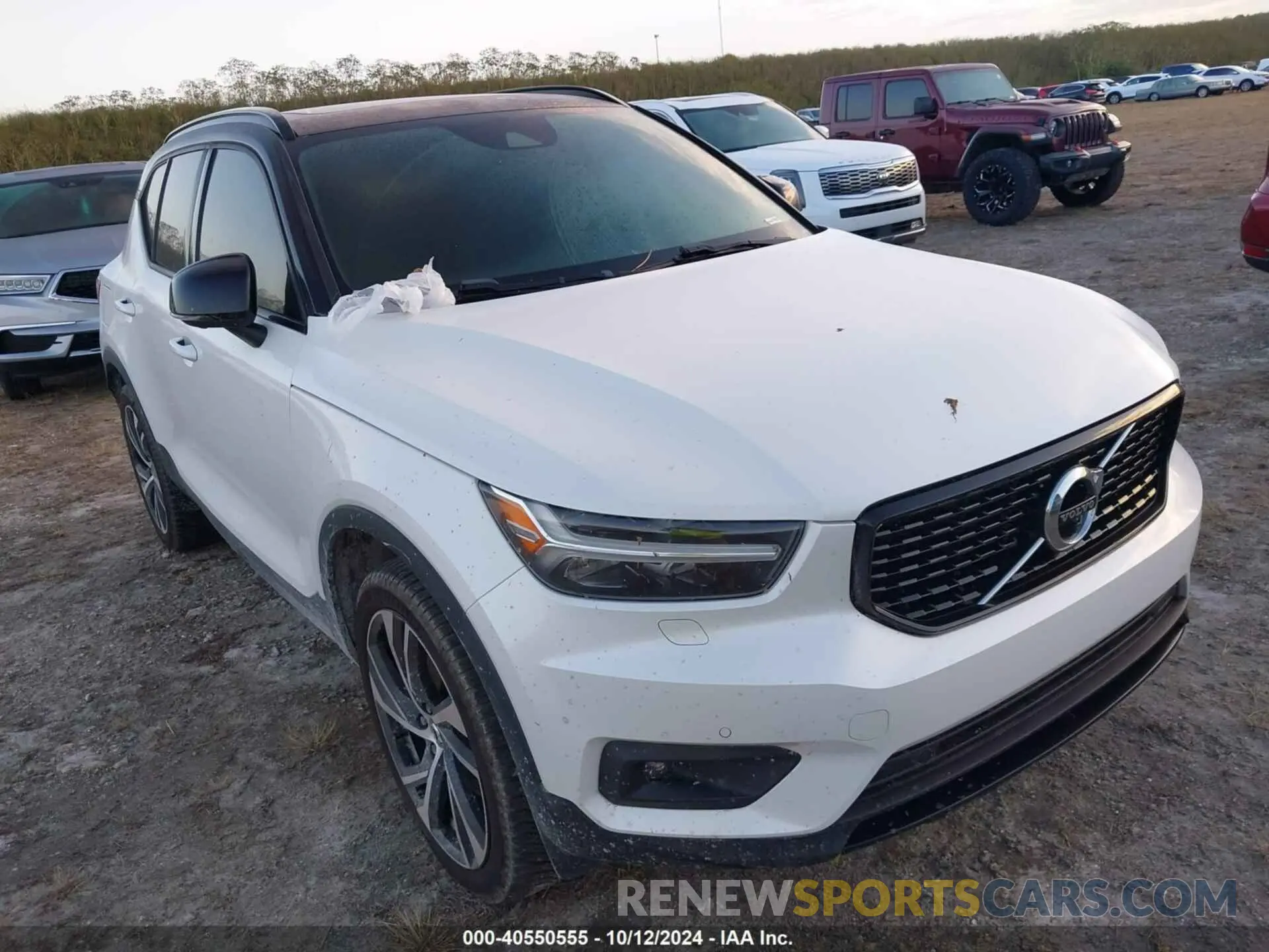 1 Photograph of a damaged car YV4AC2HM7L2345658 VOLVO XC40 2020