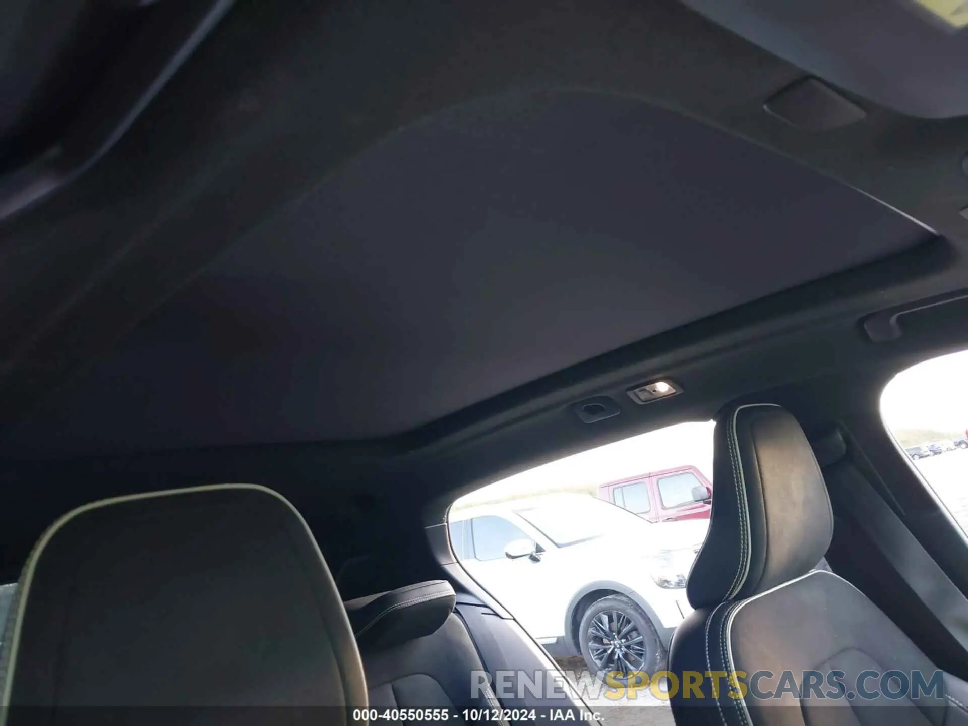 17 Photograph of a damaged car YV4AC2HM7L2345658 VOLVO XC40 2020