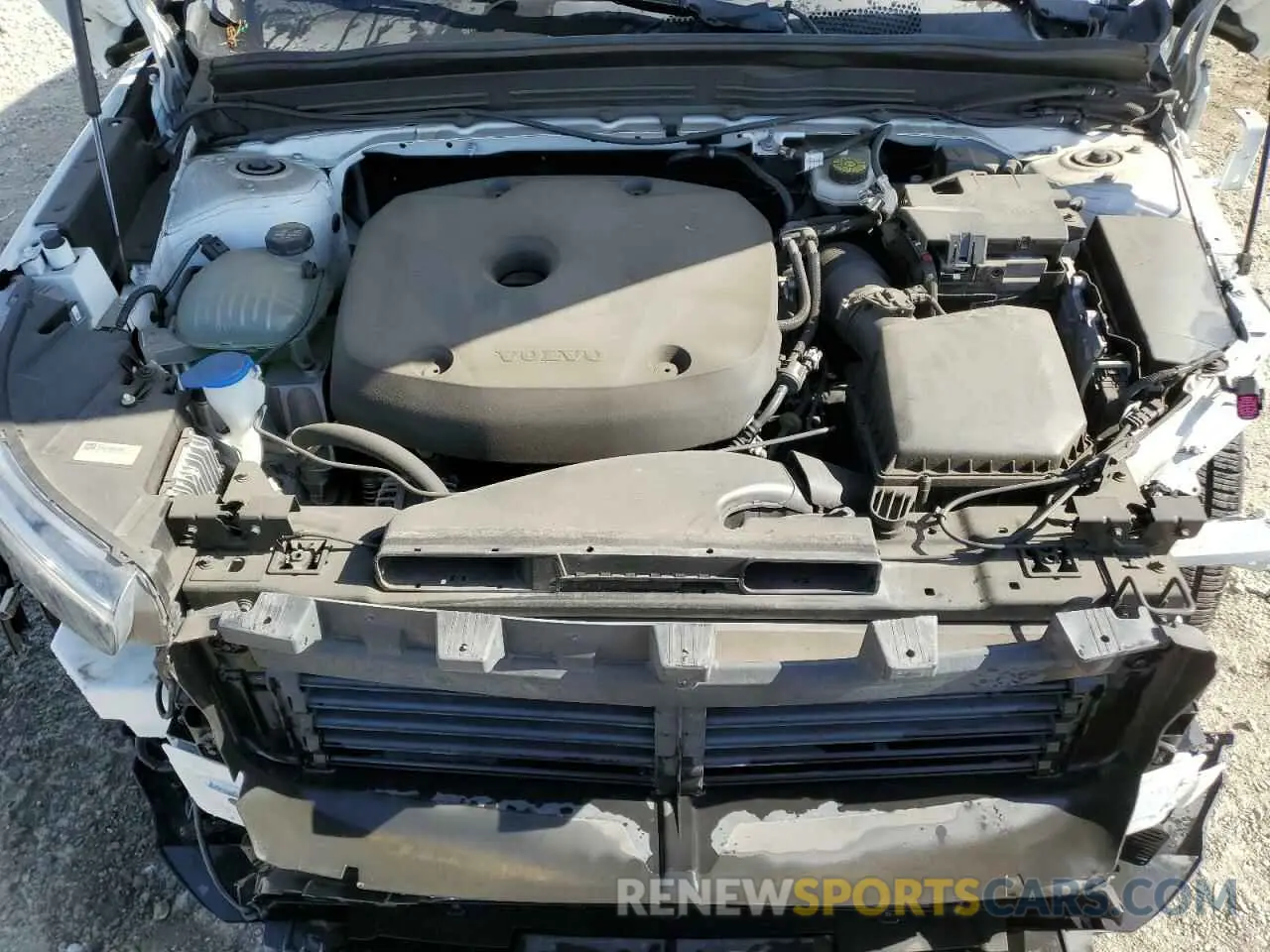 12 Photograph of a damaged car YV4AC2HM8L2346253 VOLVO XC40 2020