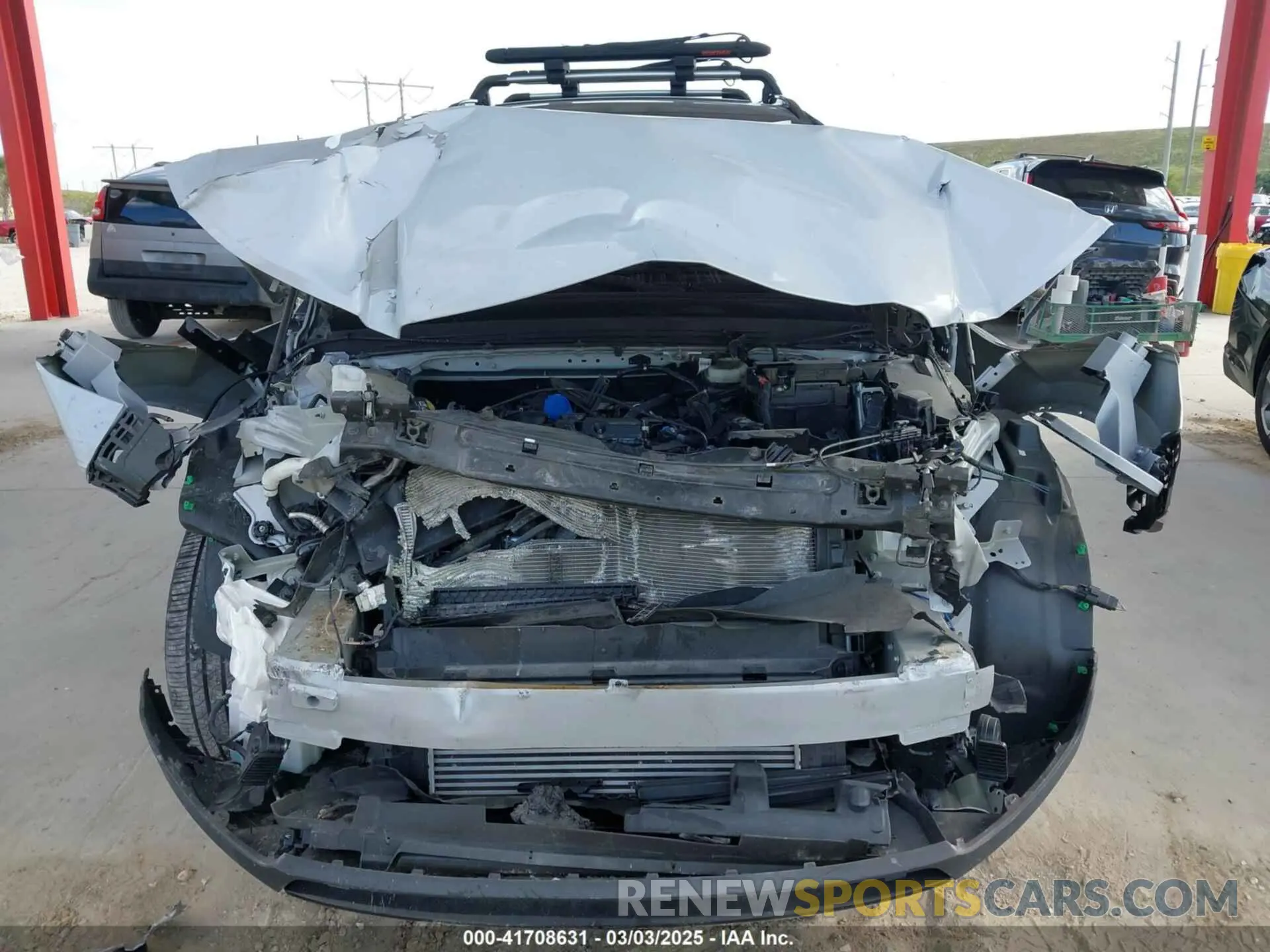 13 Photograph of a damaged car YV4AC2HM9L2254343 VOLVO XC40 2020