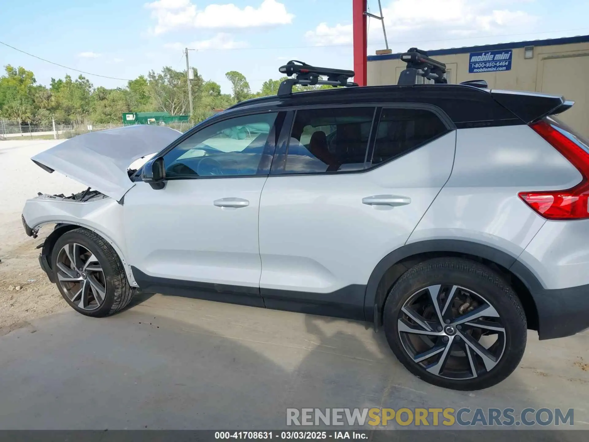 15 Photograph of a damaged car YV4AC2HM9L2254343 VOLVO XC40 2020