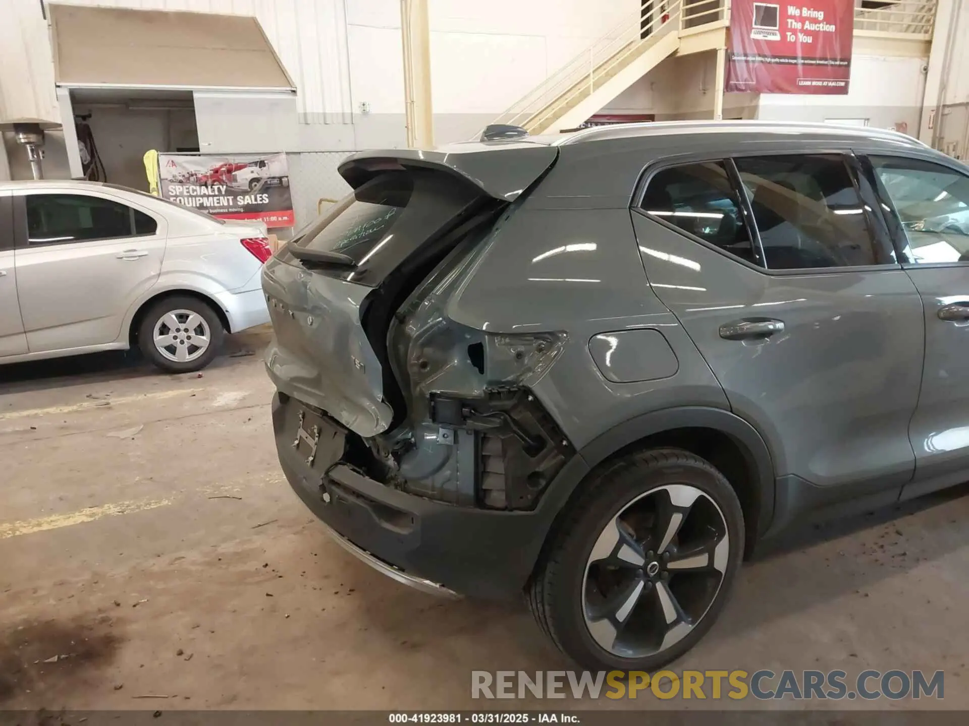 20 Photograph of a damaged car YV4162UK3M2416447 VOLVO XC40 2021