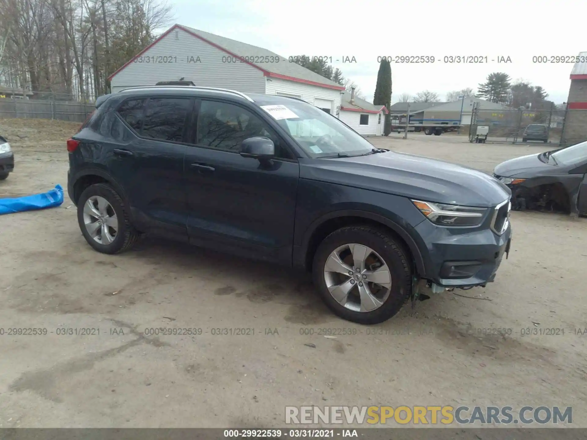 1 Photograph of a damaged car YV4162UK4M2404775 VOLVO XC40 2021