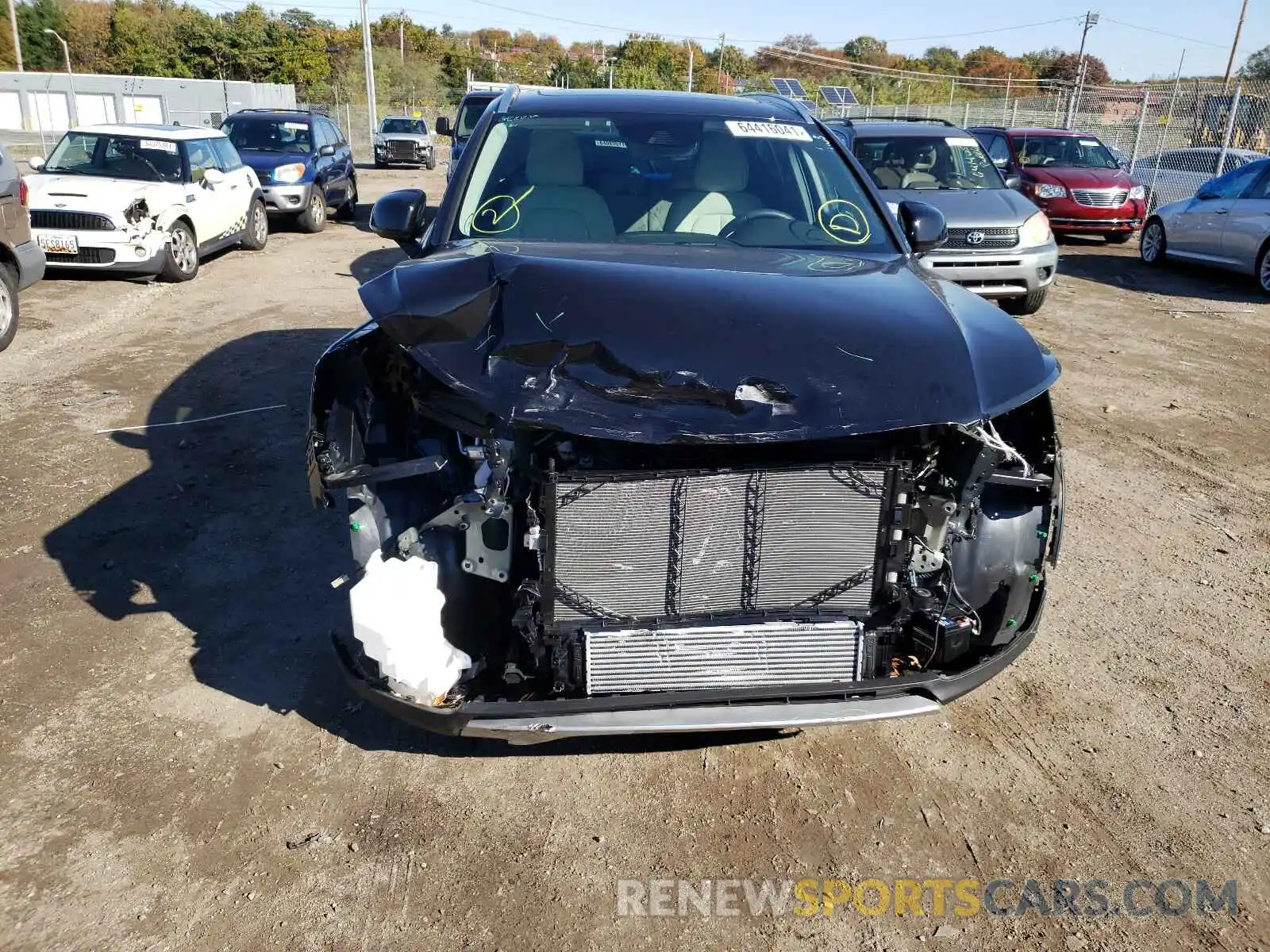 9 Photograph of a damaged car YV4162UK5M2562932 VOLVO XC40 2021