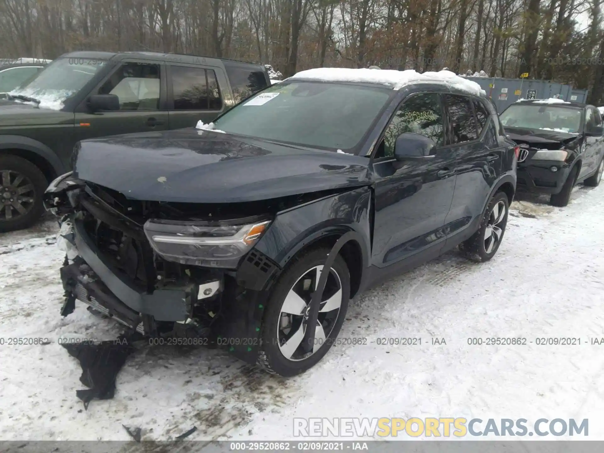 2 Photograph of a damaged car YV4162UK6M2496410 VOLVO XC40 2021