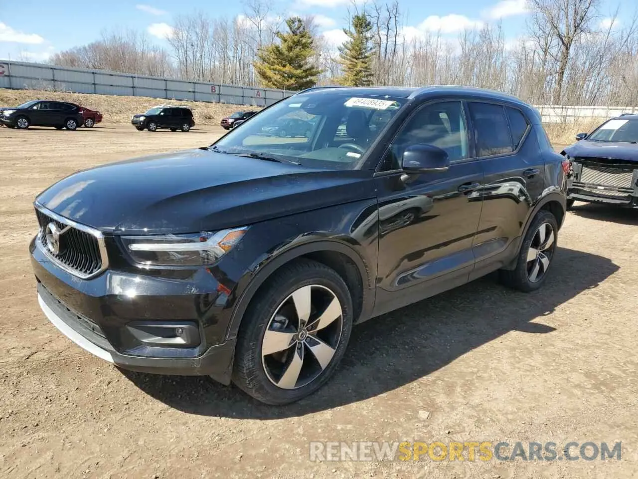 1 Photograph of a damaged car YV4162UK9M2509361 VOLVO XC40 2021