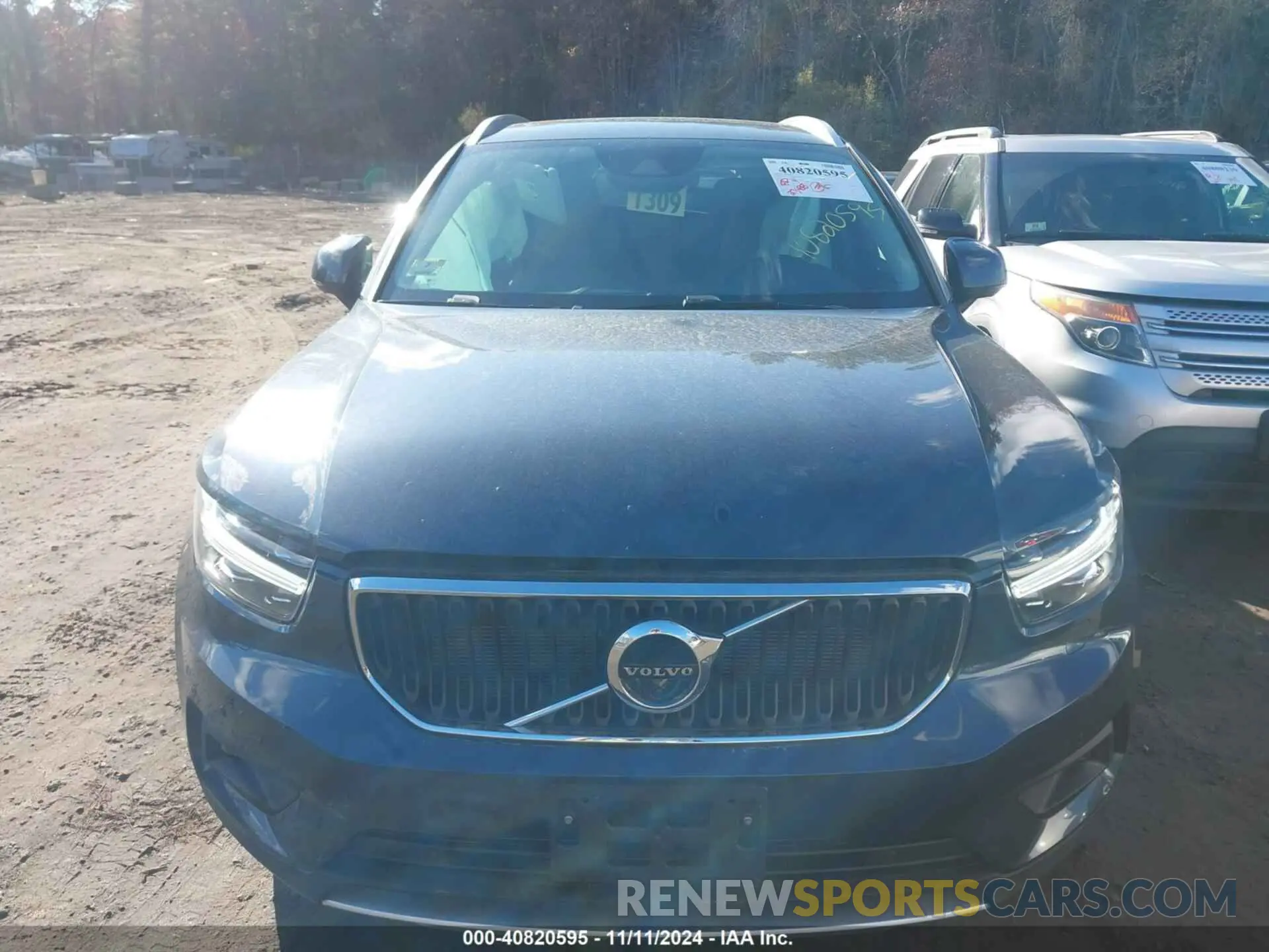 12 Photograph of a damaged car YV4162UK9M2575165 VOLVO XC40 2021
