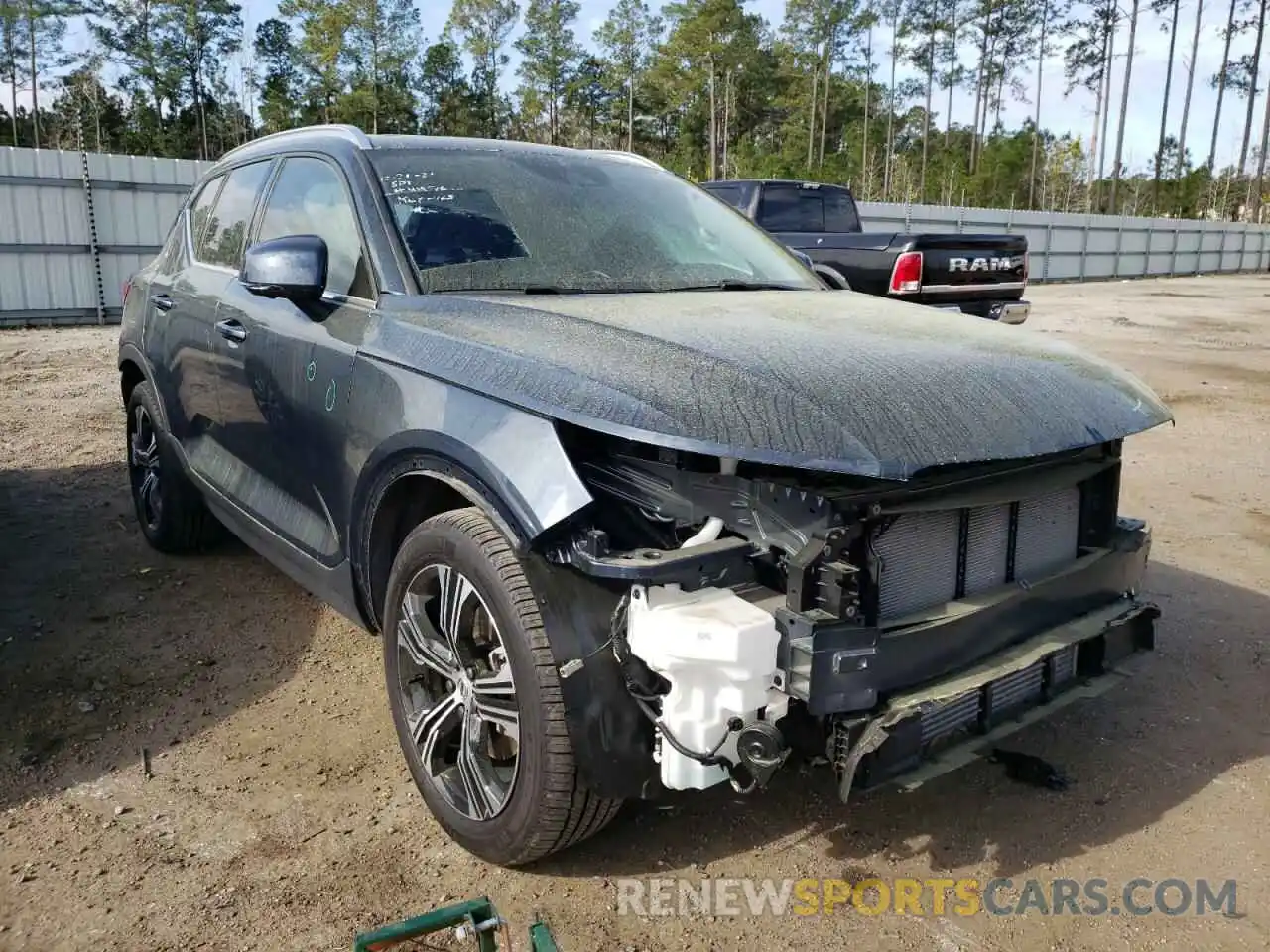 1 Photograph of a damaged car YV4162UL9M2548900 VOLVO XC40 2021