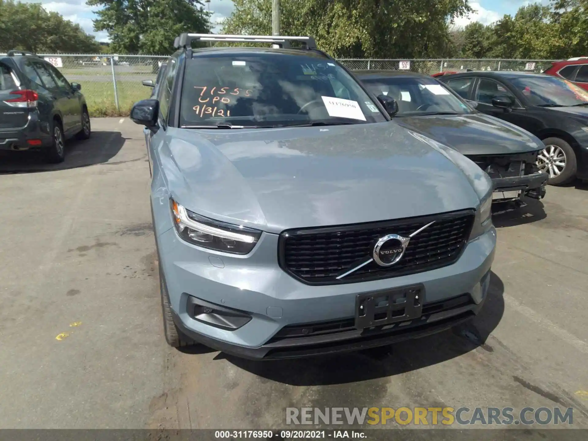 6 Photograph of a damaged car YV4162UM0M2449925 VOLVO XC40 2021