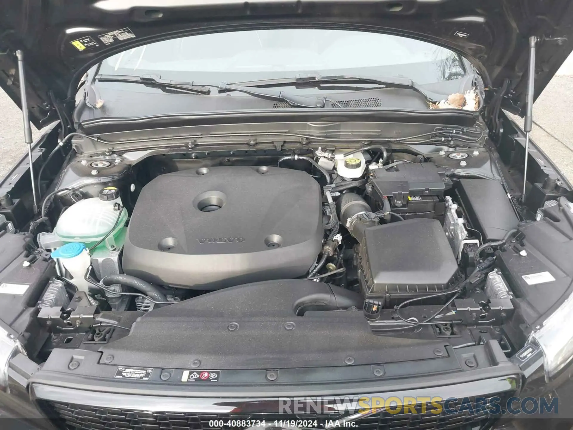 10 Photograph of a damaged car YV4162UM0M2615201 VOLVO XC40 2021