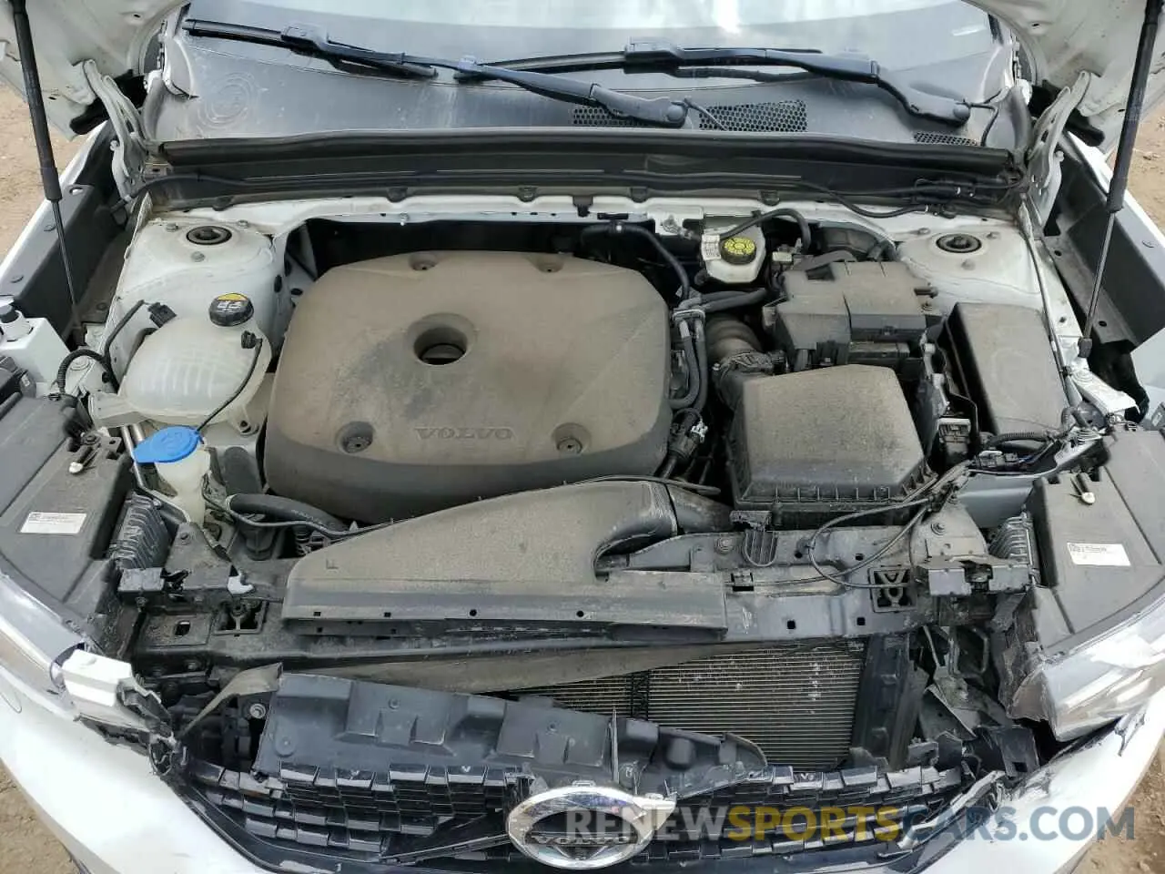 12 Photograph of a damaged car YV4162UM1M2422135 VOLVO XC40 2021