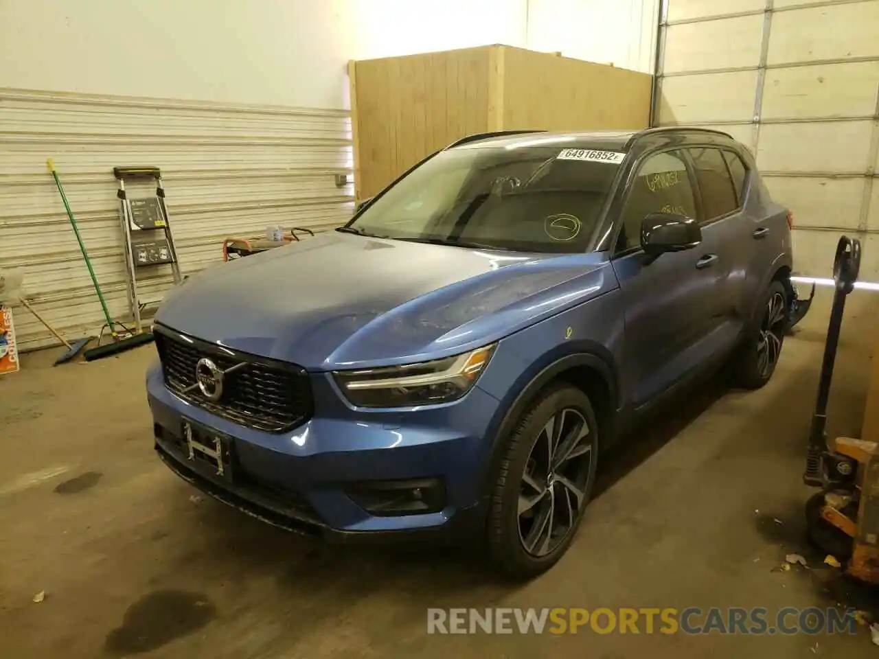 2 Photograph of a damaged car YV4162UM3M2465228 VOLVO XC40 2021