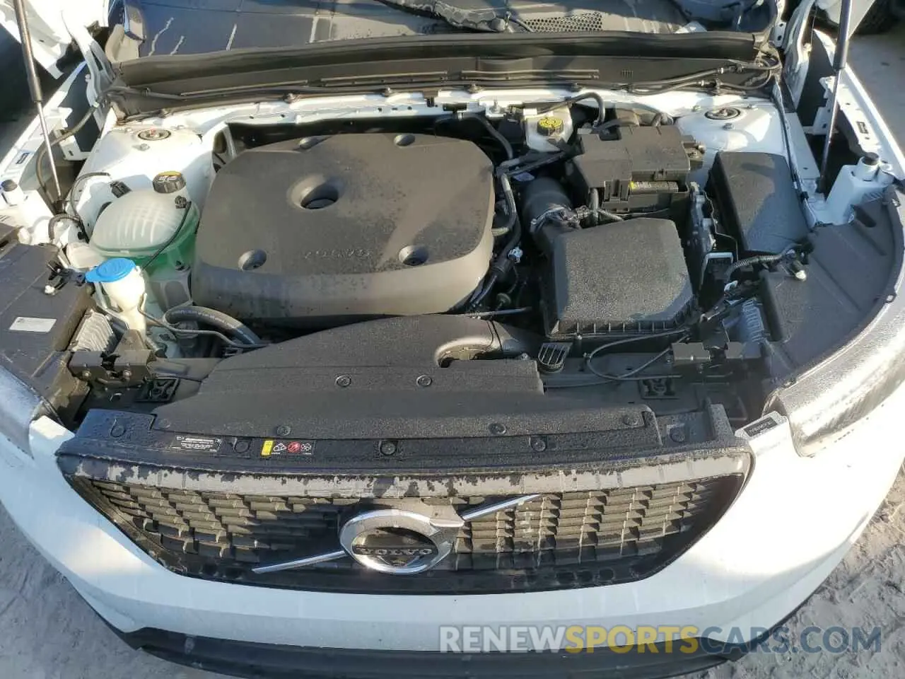 12 Photograph of a damaged car YV4162UM4M2545203 VOLVO XC40 2021