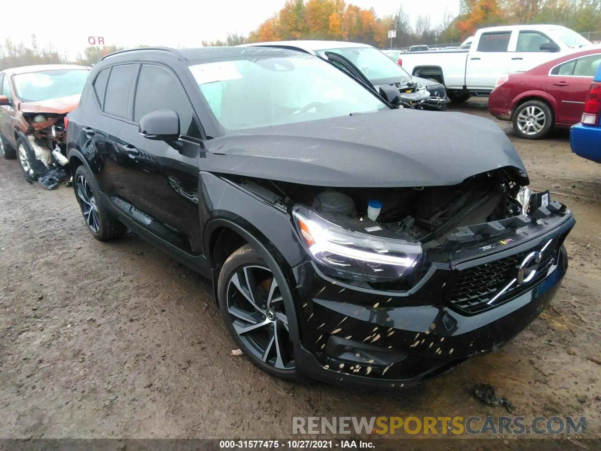 1 Photograph of a damaged car YV4162UM5M2439570 VOLVO XC40 2021