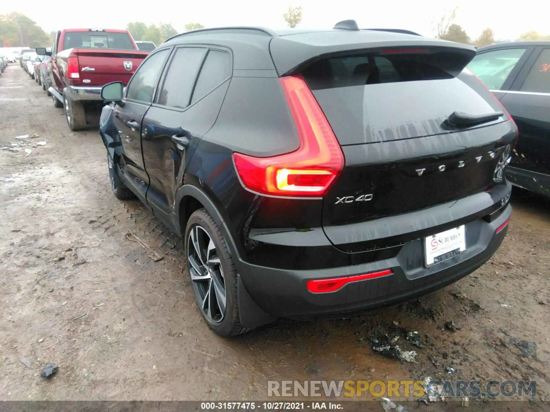 3 Photograph of a damaged car YV4162UM5M2439570 VOLVO XC40 2021