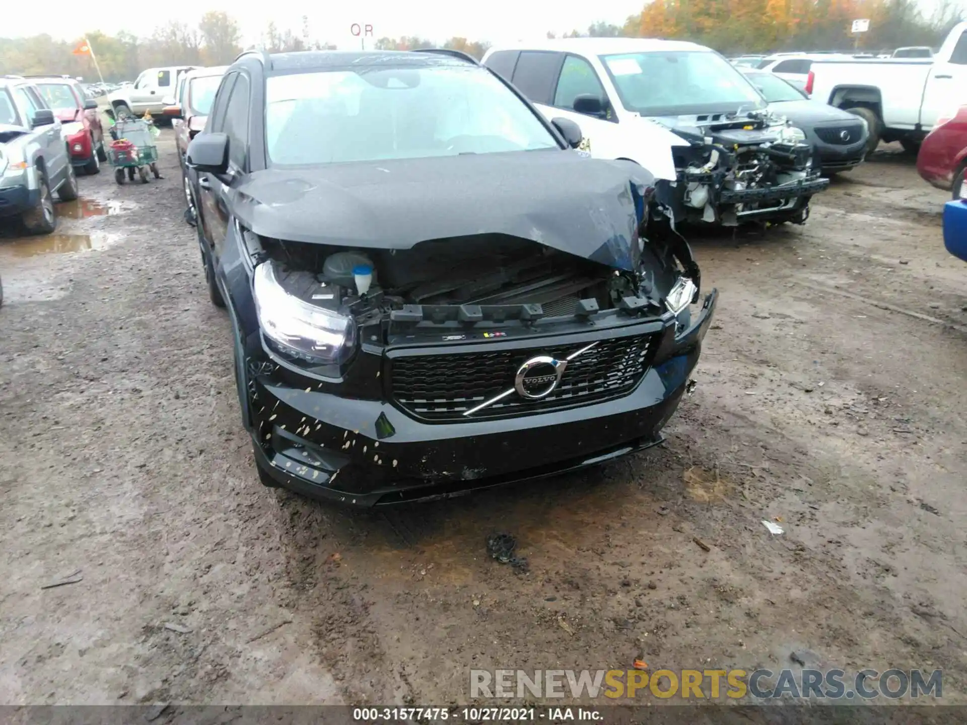 6 Photograph of a damaged car YV4162UM5M2439570 VOLVO XC40 2021