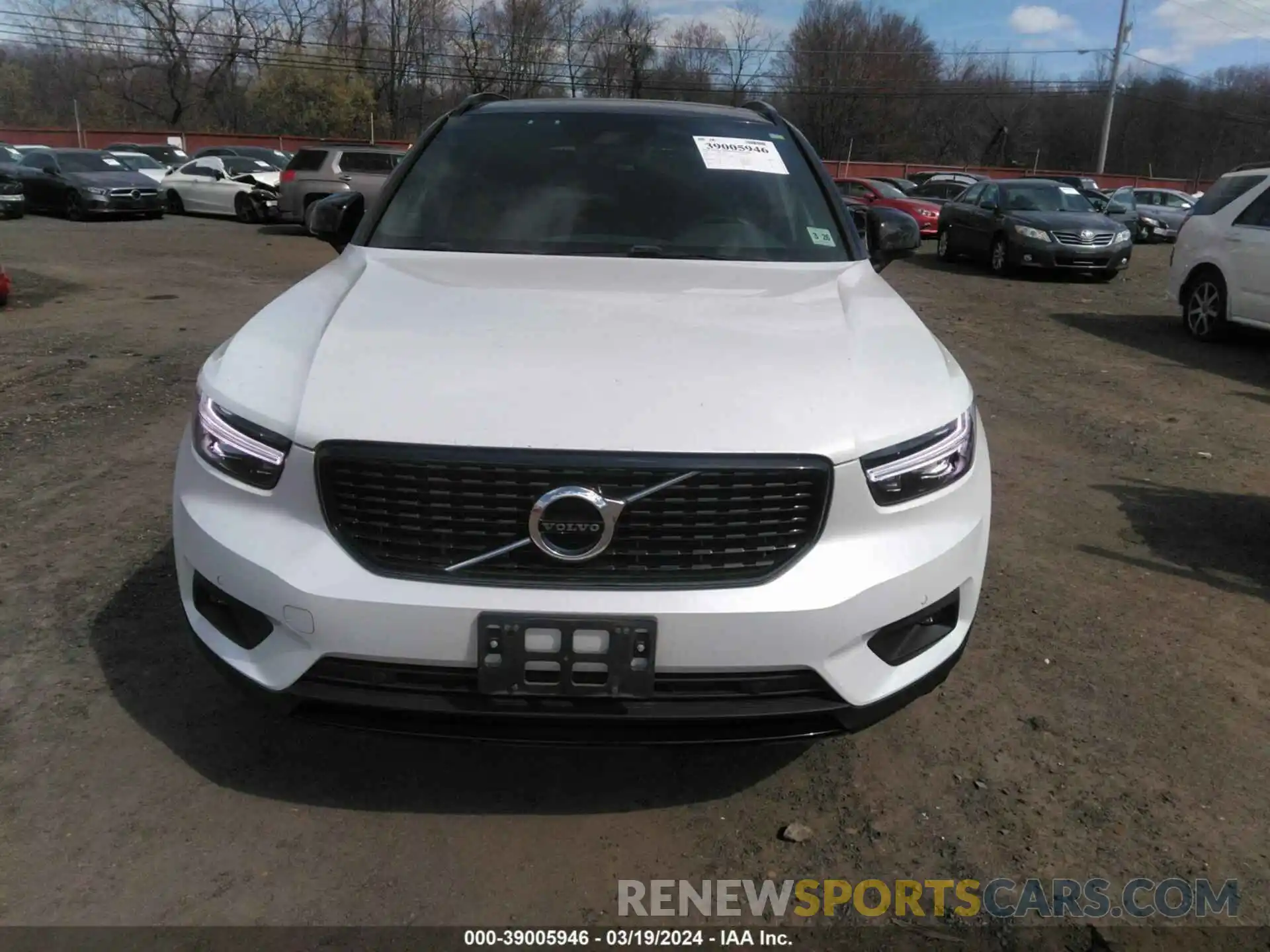 12 Photograph of a damaged car YV4162UM5M2459737 VOLVO XC40 2021