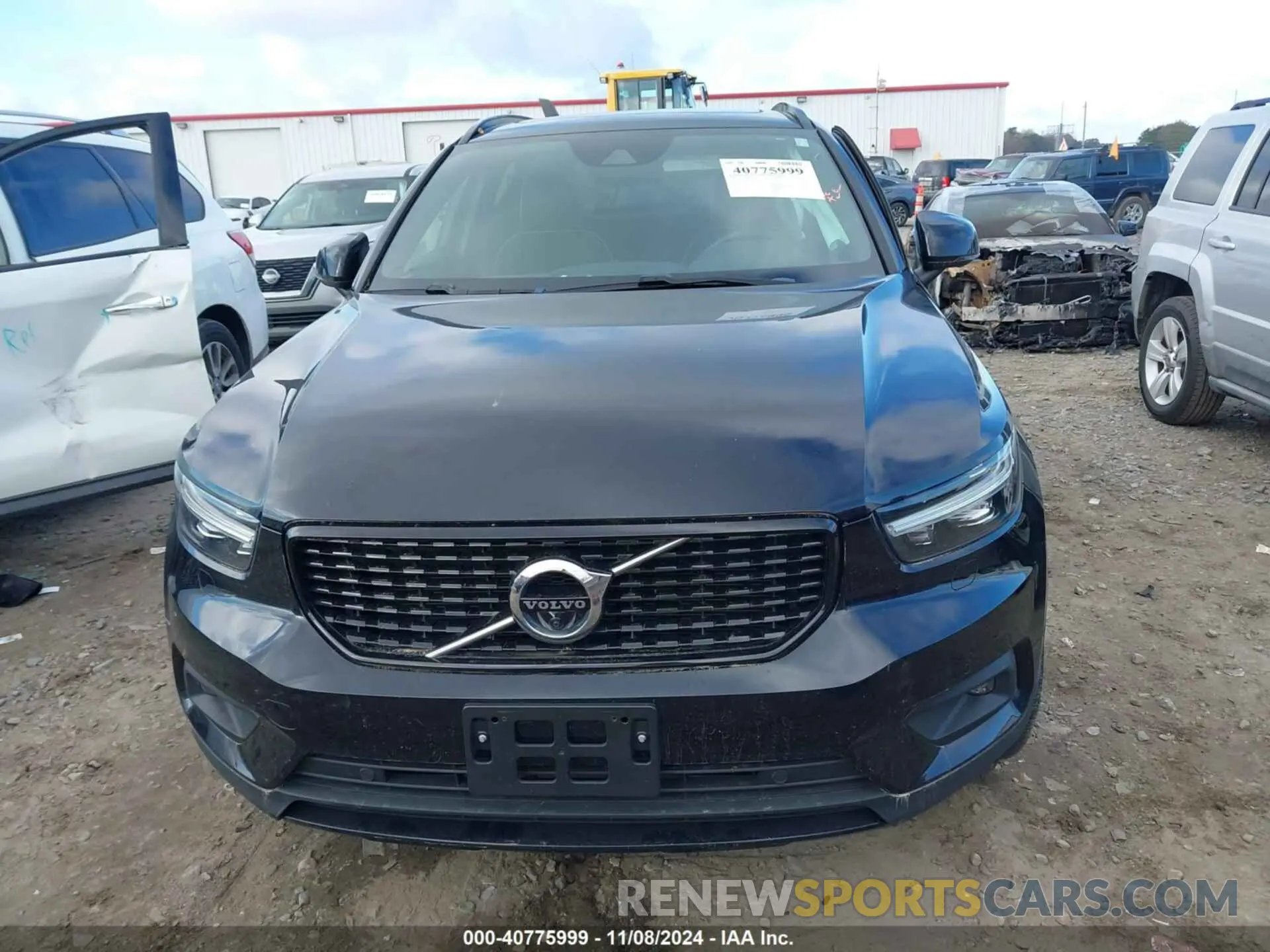 12 Photograph of a damaged car YV4162UM5M2522934 VOLVO XC40 2021