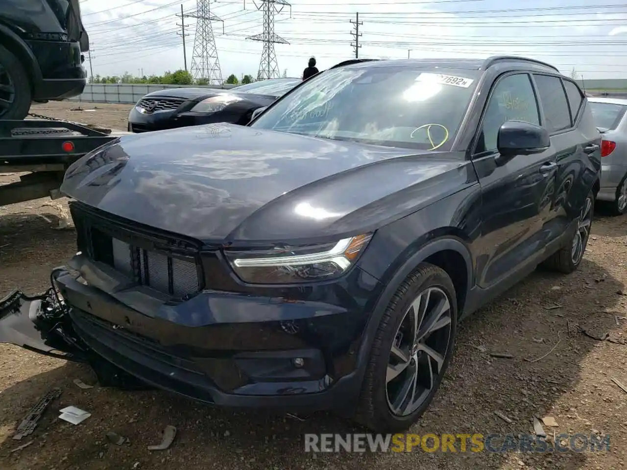 2 Photograph of a damaged car YV4162UM7M2563193 VOLVO XC40 2021