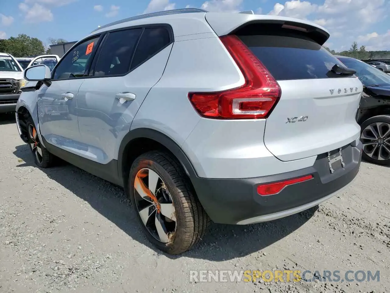 3 Photograph of a damaged car YV4AC2HK1M2475614 VOLVO XC40 2021