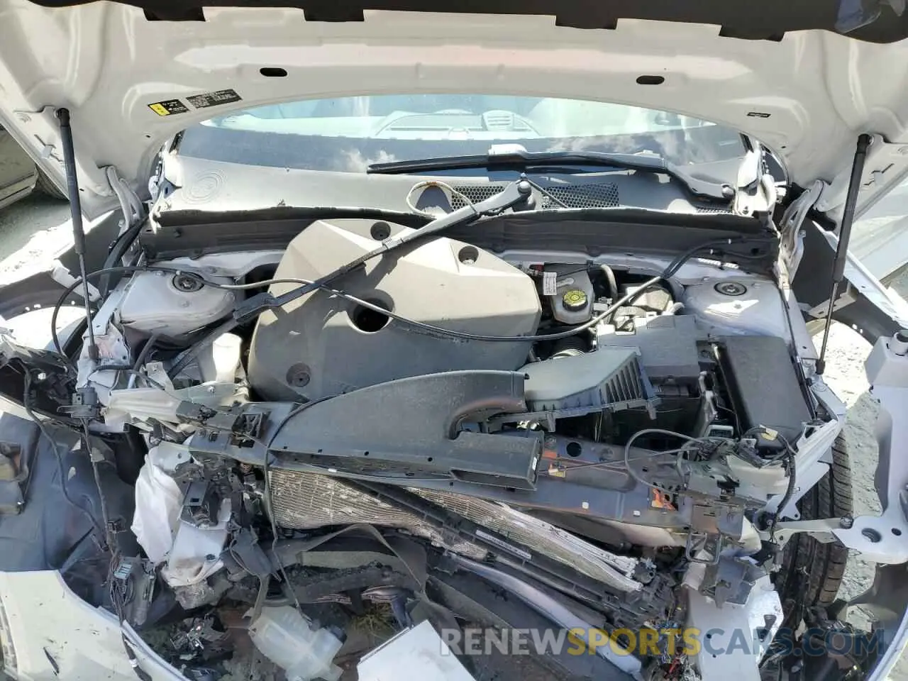 7 Photograph of a damaged car YV4AC2HK1M2475614 VOLVO XC40 2021