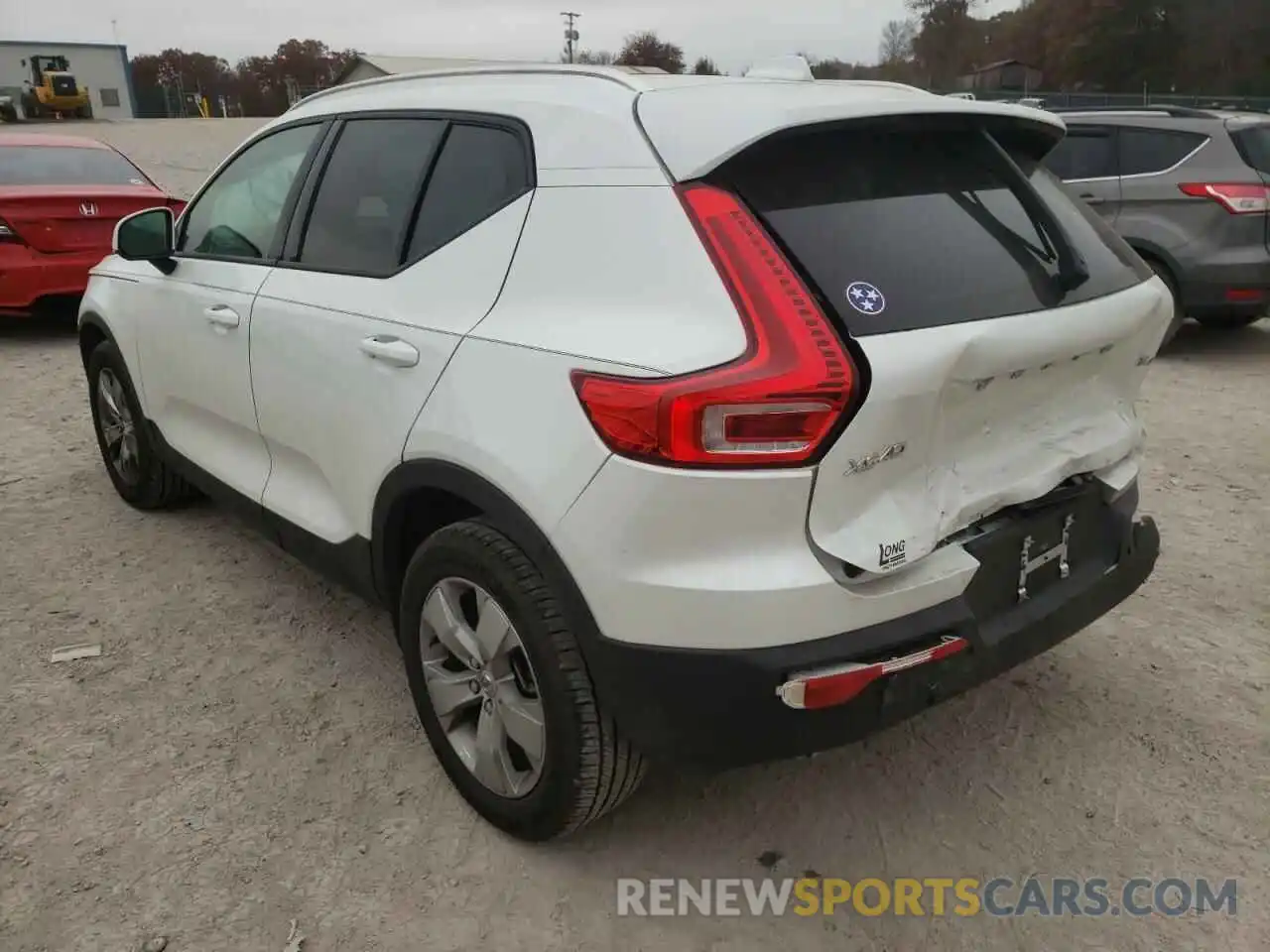 3 Photograph of a damaged car YV4AC2HK4M2403533 VOLVO XC40 2021