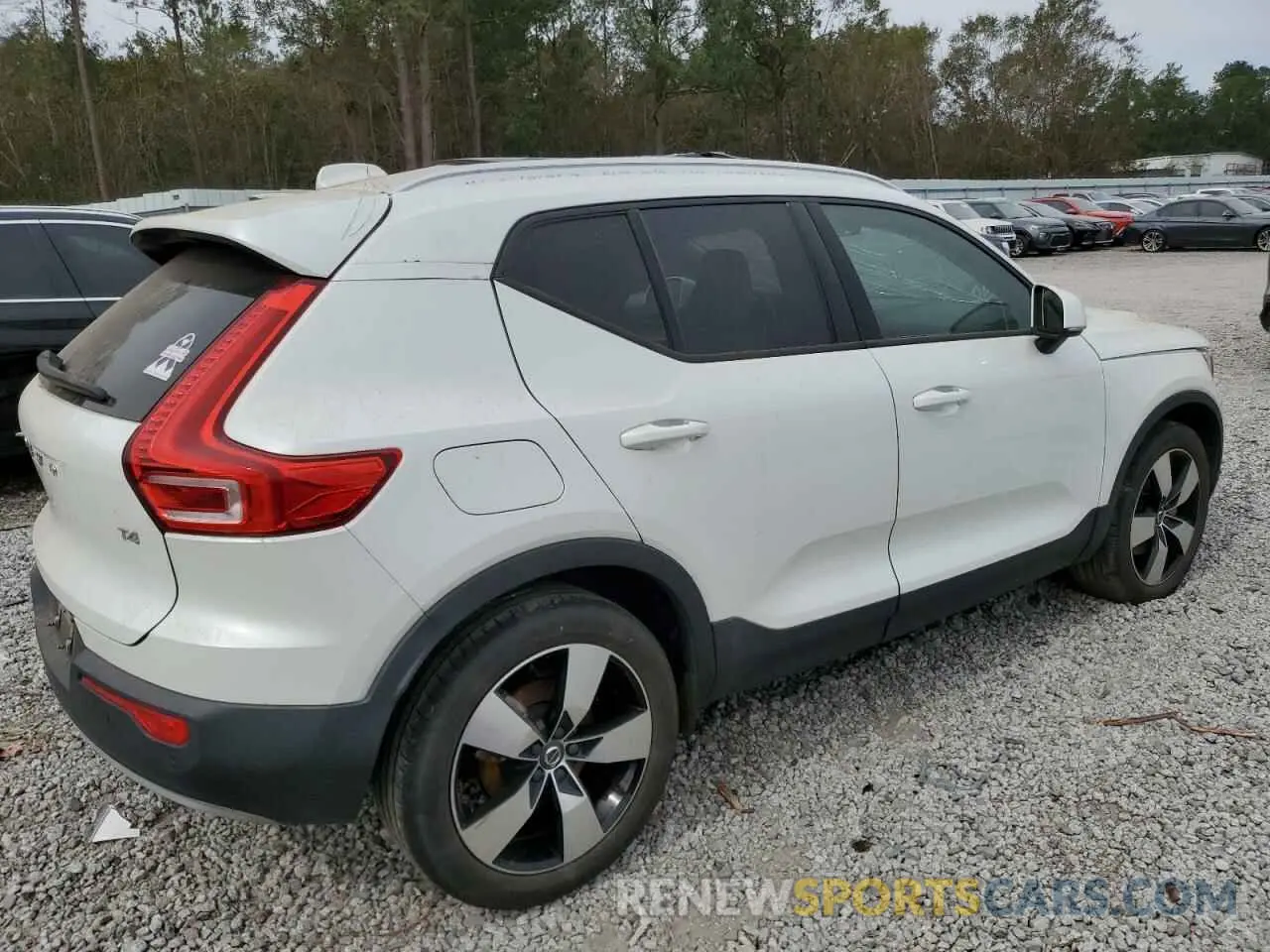 3 Photograph of a damaged car YV4AC2HK5M2475938 VOLVO XC40 2021