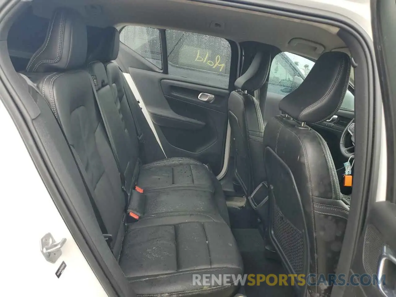 11 Photograph of a damaged car YV4AC2HK5M2602249 VOLVO XC40 2021