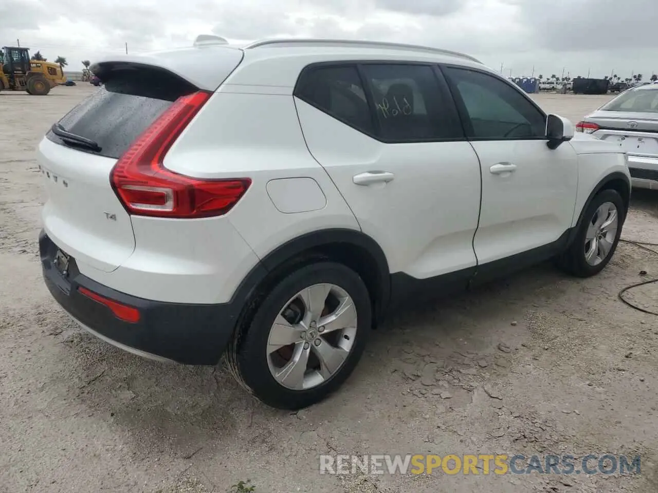 3 Photograph of a damaged car YV4AC2HK5M2602249 VOLVO XC40 2021
