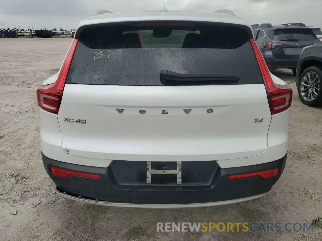 6 Photograph of a damaged car YV4AC2HK5M2602249 VOLVO XC40 2021