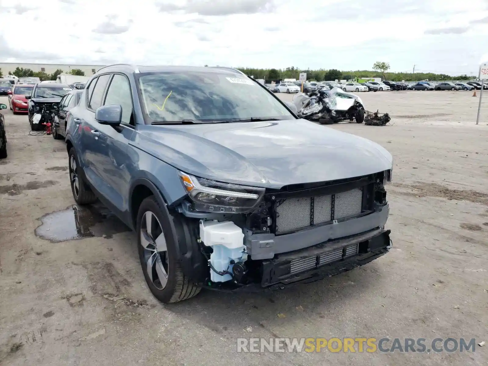 1 Photograph of a damaged car YV4AC2HK6M2424836 VOLVO XC40 2021