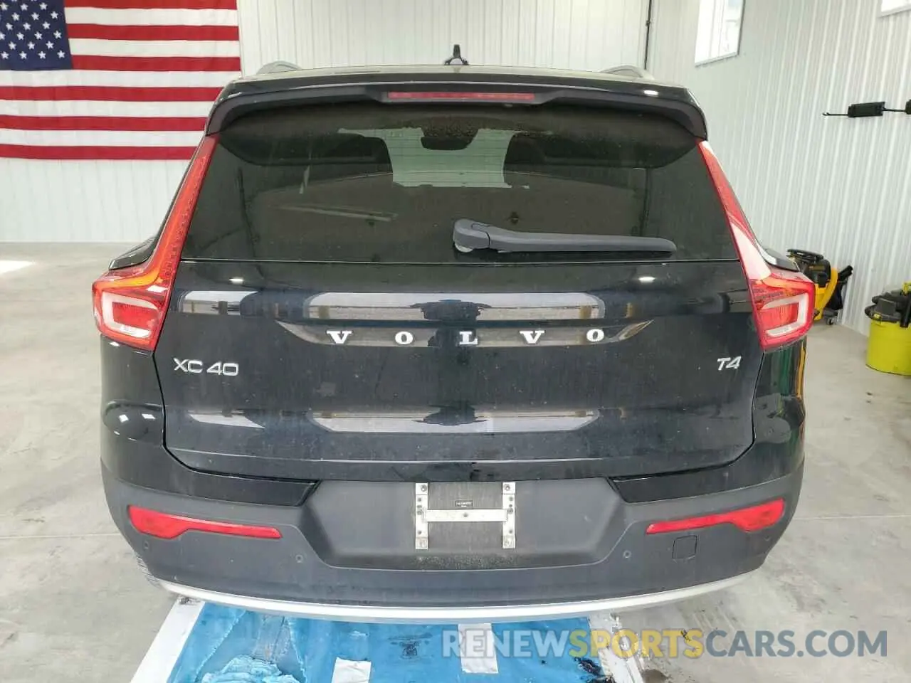 6 Photograph of a damaged car YV4AC2HK8M2581963 VOLVO XC40 2021