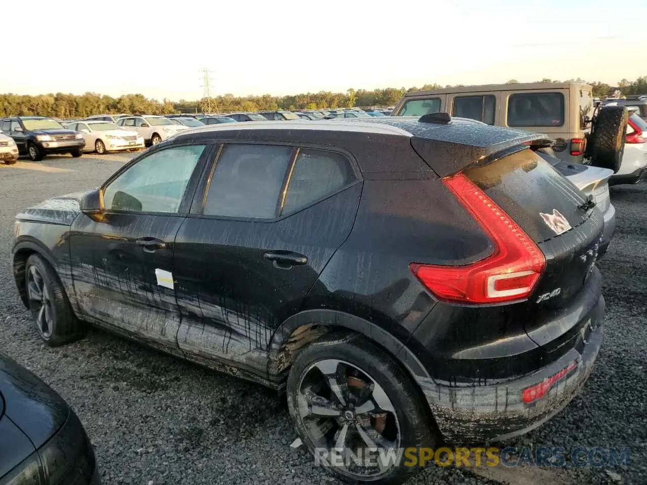 2 Photograph of a damaged car YV4AC2HKXM2430316 VOLVO XC40 2021