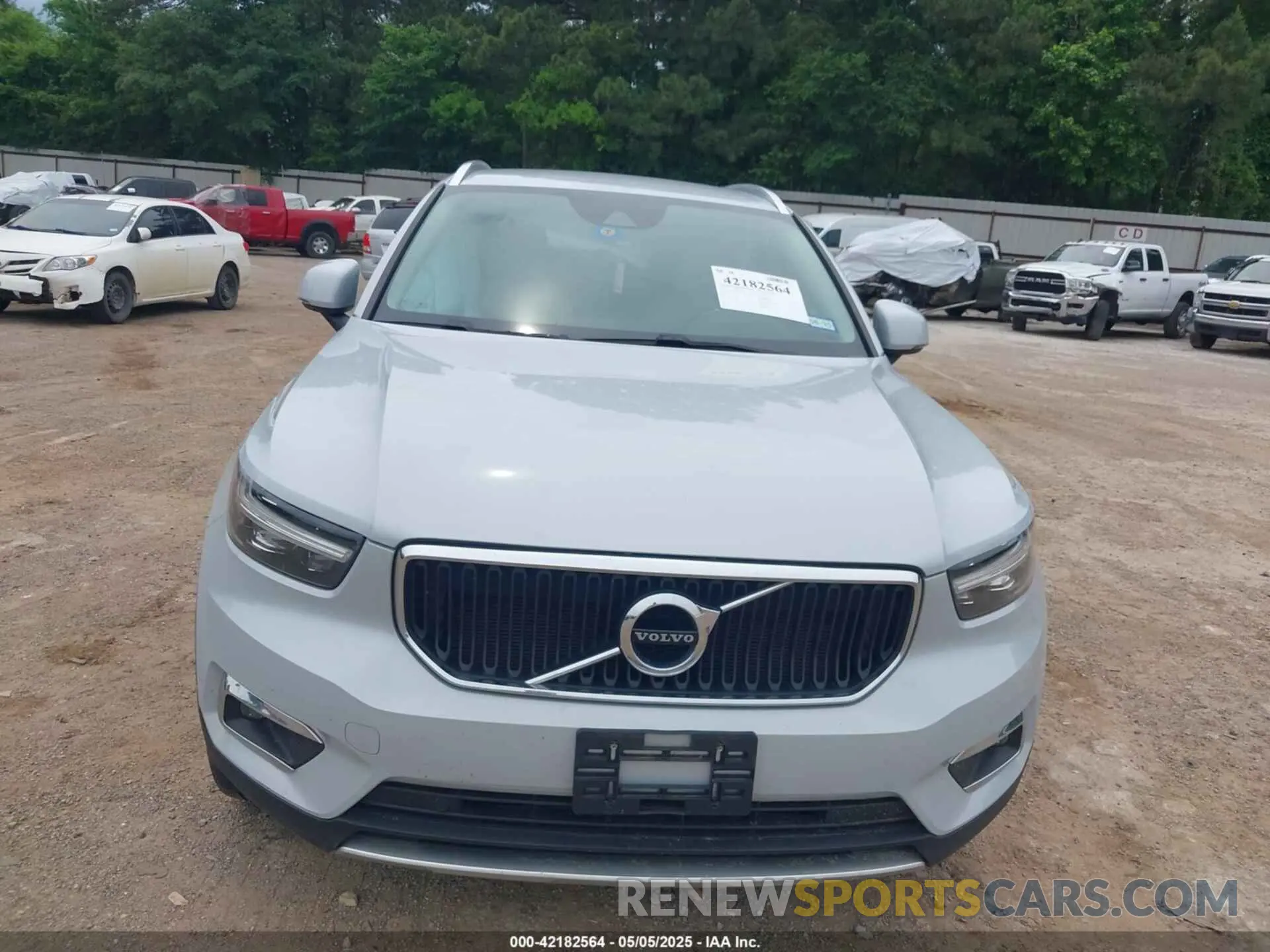 13 Photograph of a damaged car YV4AC2HKXM2464627 VOLVO XC40 2021