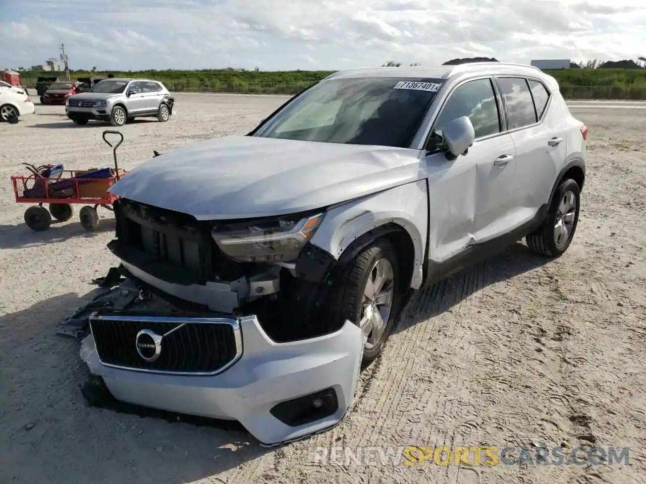 2 Photograph of a damaged car YV4AC2HKXM2469875 VOLVO XC40 2021