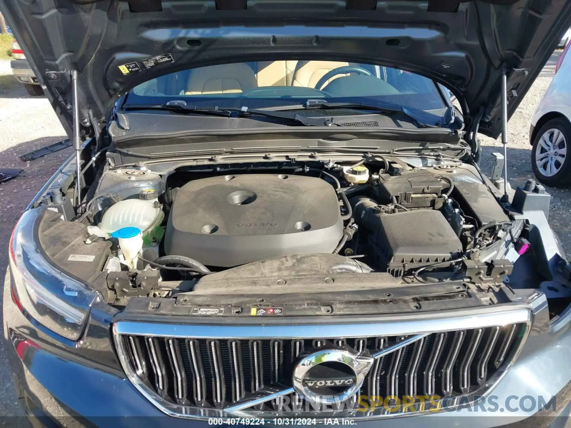 10 Photograph of a damaged car YV4AC2HL8M2490927 VOLVO XC40 2021