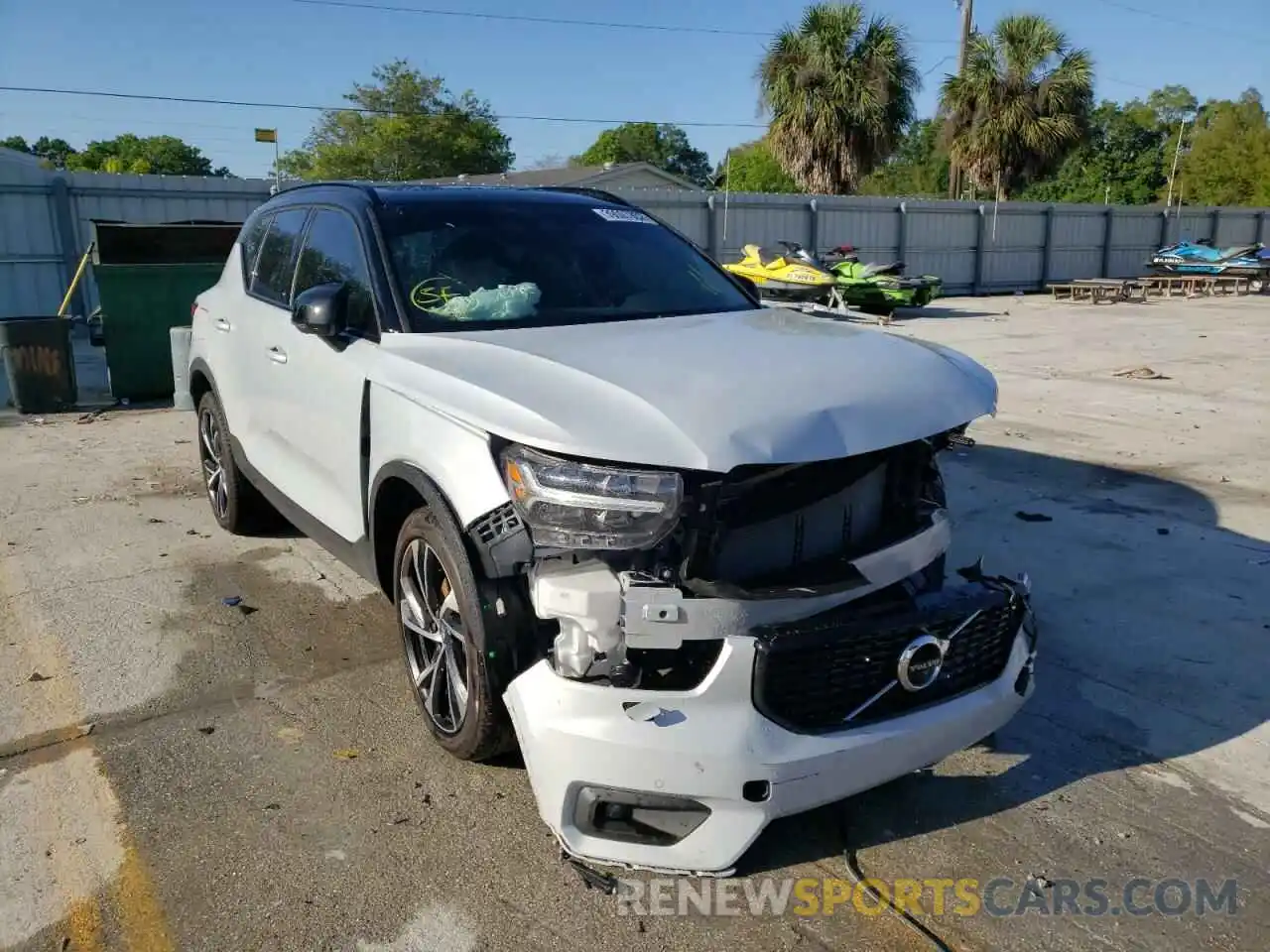 1 Photograph of a damaged car YV4AC2HM0M2603701 VOLVO XC40 2021