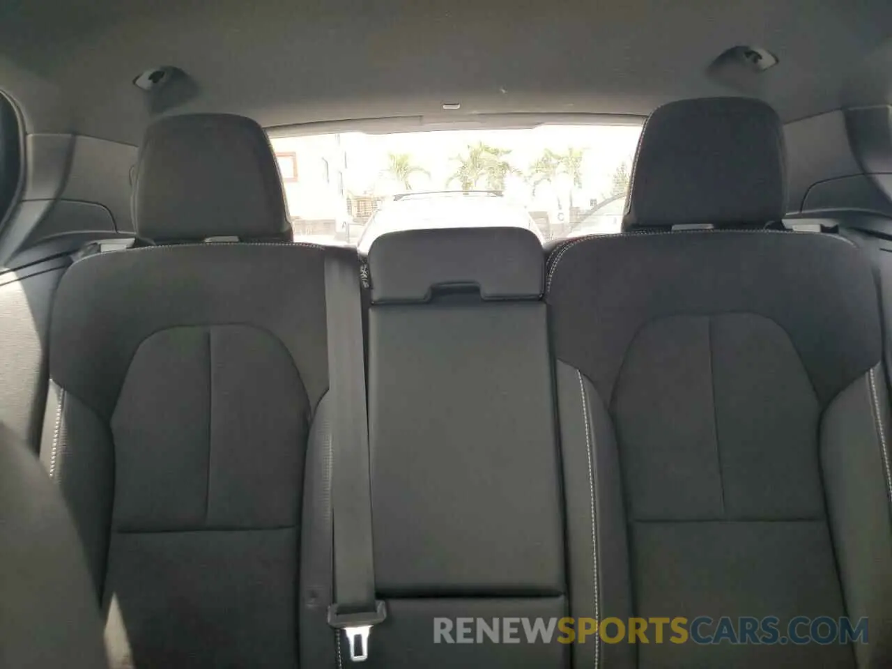10 Photograph of a damaged car YV4AC2HM1M2470902 VOLVO XC40 2021