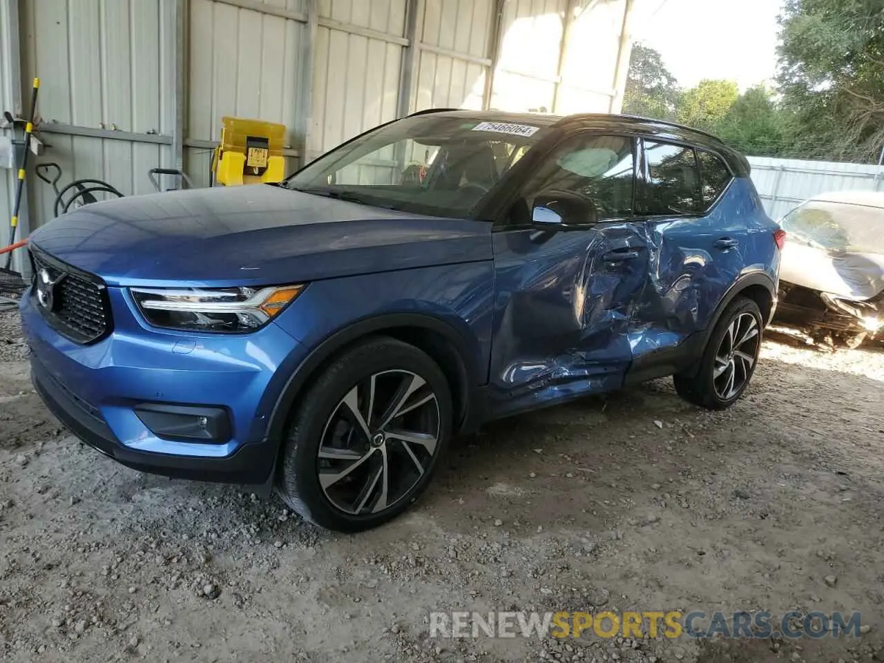 1 Photograph of a damaged car YV4AC2HM2M2615140 VOLVO XC40 2021