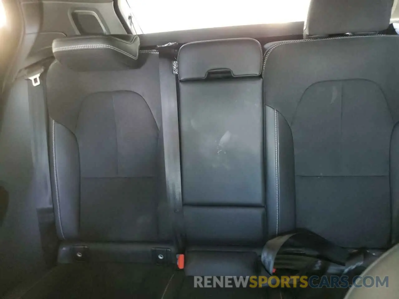 10 Photograph of a damaged car YV4AC2HM2M2615140 VOLVO XC40 2021