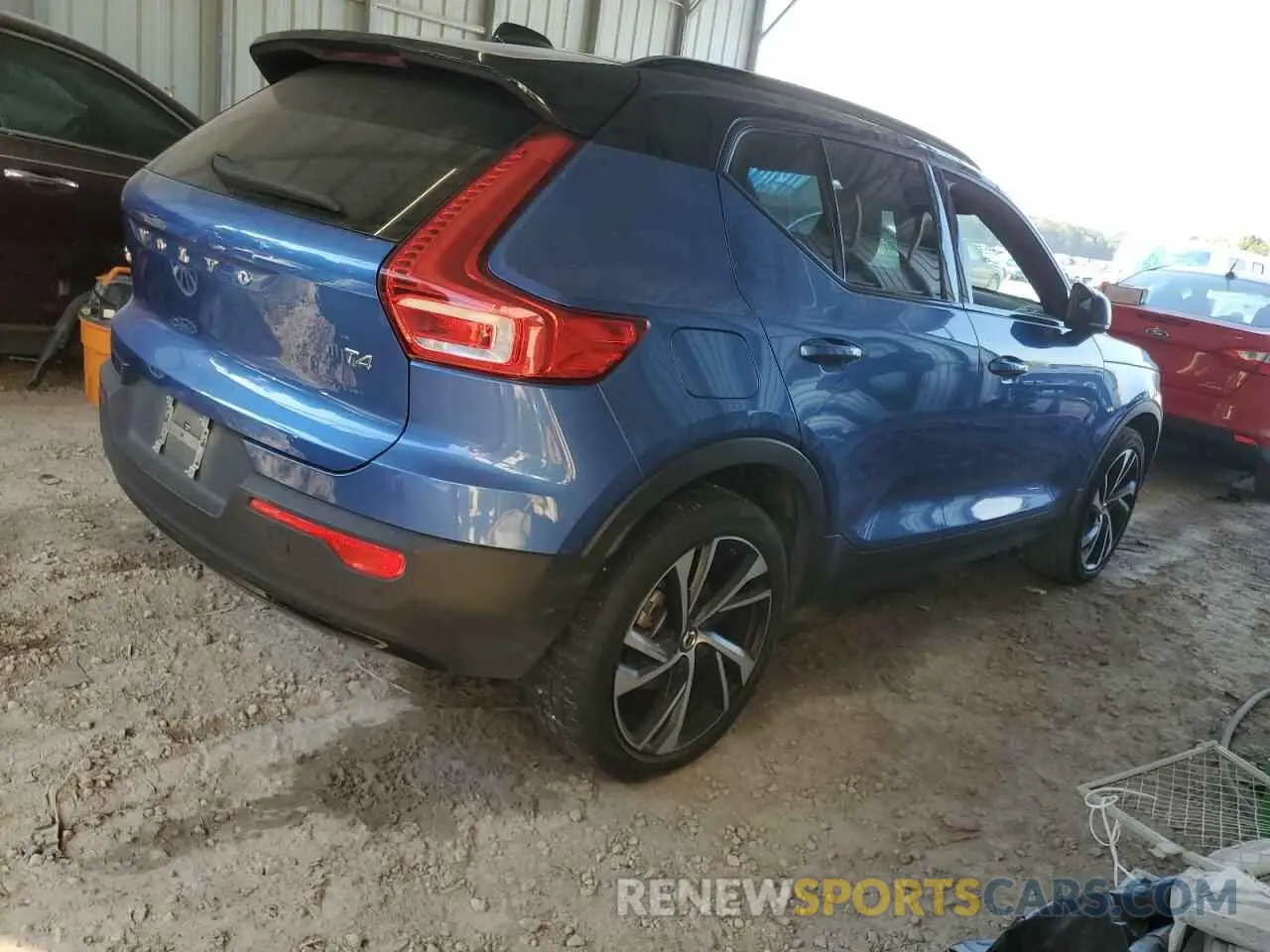 3 Photograph of a damaged car YV4AC2HM2M2615140 VOLVO XC40 2021