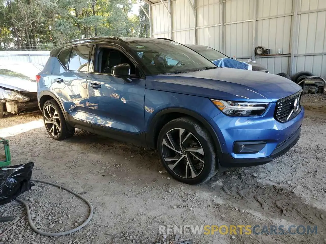 4 Photograph of a damaged car YV4AC2HM2M2615140 VOLVO XC40 2021