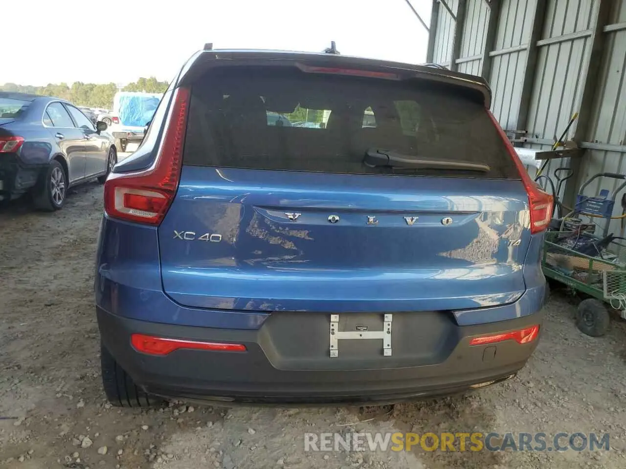 6 Photograph of a damaged car YV4AC2HM2M2615140 VOLVO XC40 2021