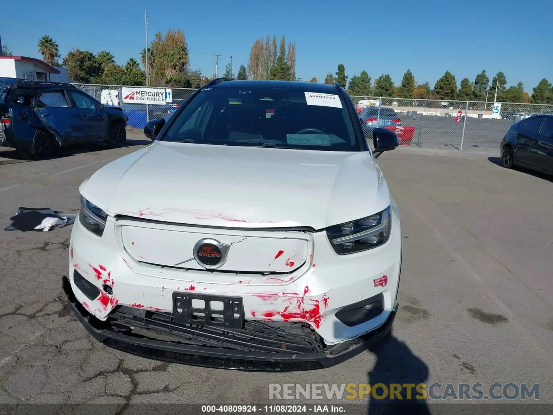12 Photograph of a damaged car YV4ED3UR2M2587135 VOLVO XC40 2021